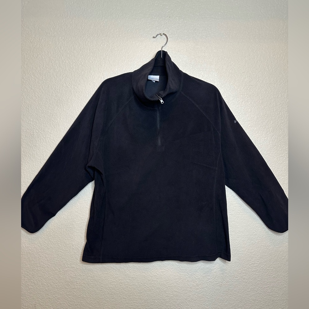 Columbia Black Sweater